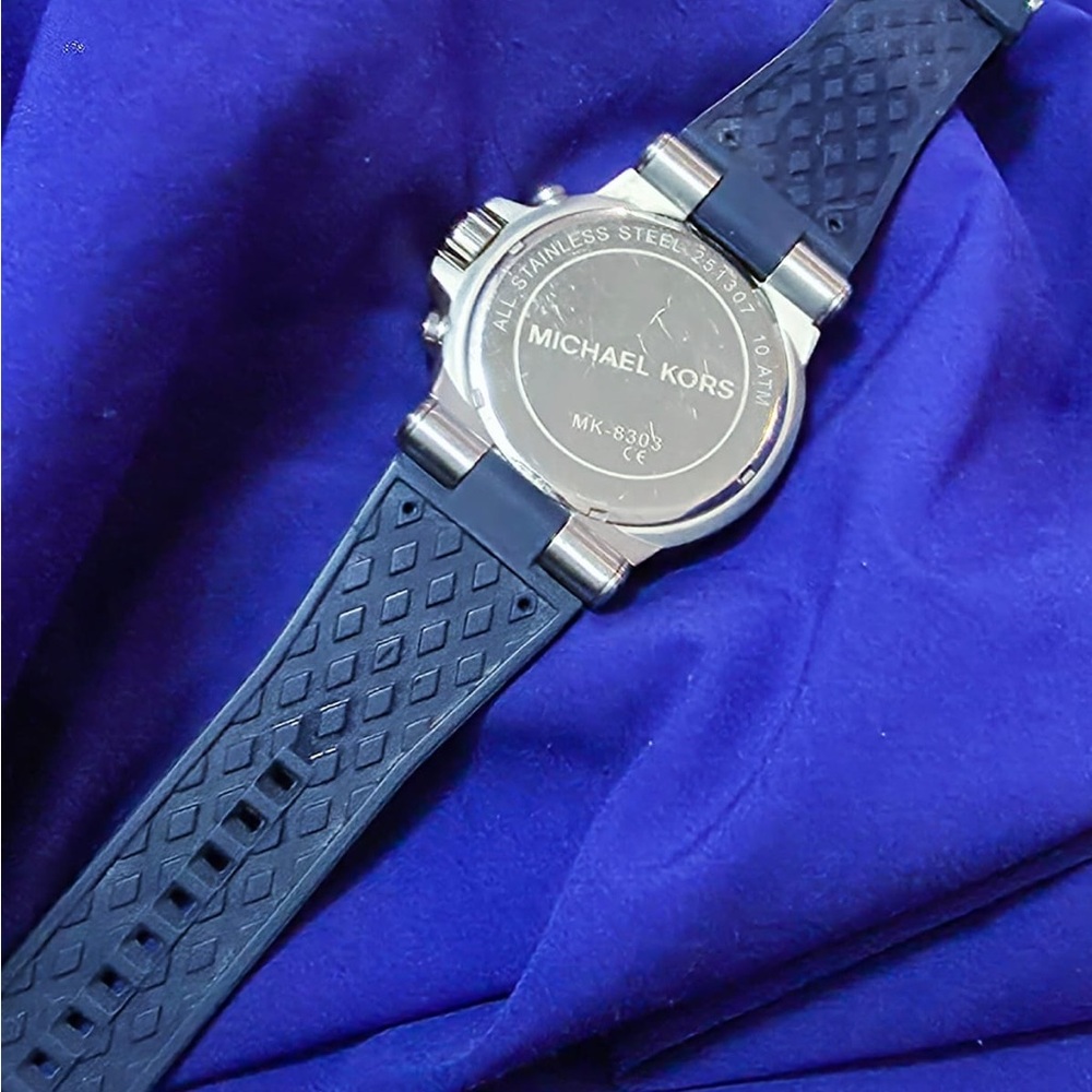 Michael Kors Dylan Chrono 48mm Navy Blue Men's Watch - Picture 6 of 10